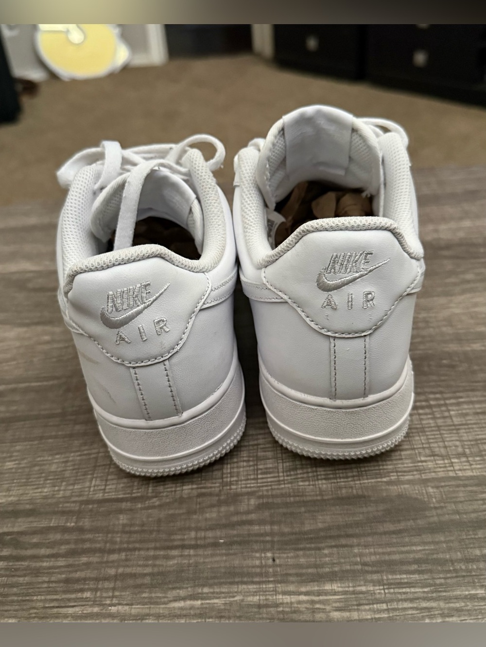 Nike White Low-Top Leather Sneakers - Picture 3 of 4
